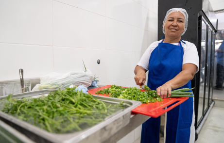 Gracinha Caiado inaugura Restaurante do Bem em Niquelândia
